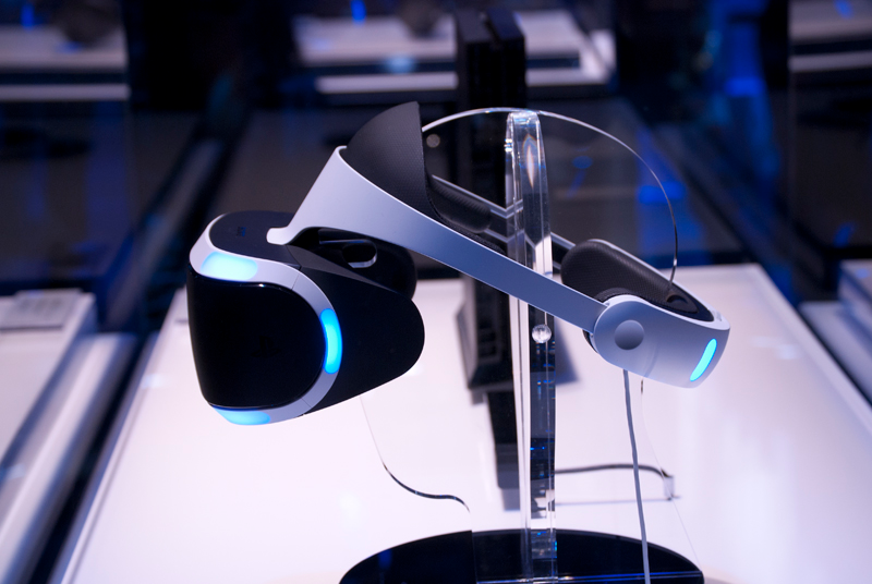 Illustration for article titled PlayStation VR is the Only Way I'd Want to Play Final Fantasy XIV